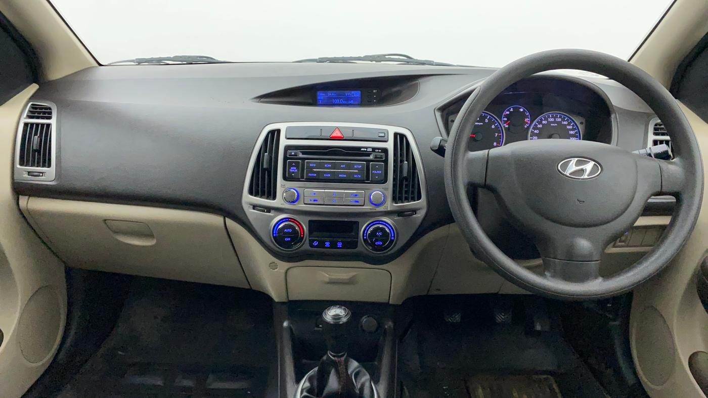2013 Hyundai i20 MAGNA (O) 1.2, Petrol, Manual, 44,251 km, Dashboard
