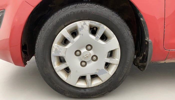 2013 Hyundai i20 MAGNA (O) 1.2, Petrol, Manual, 44,251 km, Left Front Wheel