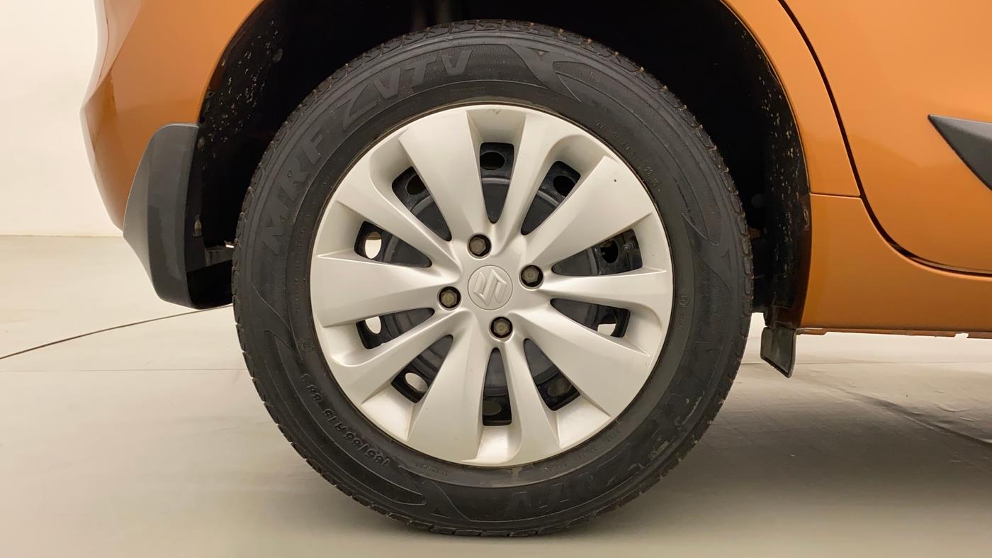 2016 Maruti Baleno DELTA PETROL 1.2, Petrol, Manual, 77,009 km, Right Rear Wheel