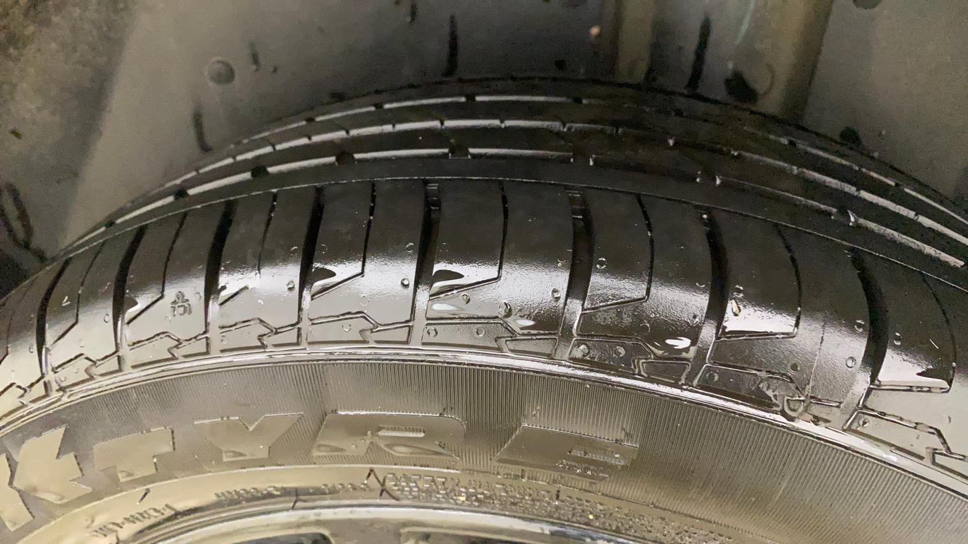 2019 MG HECTOR SHARP HYBRID 1.5 PETROL, Petrol, Manual, 37,910 km, Left Rear Tyre Tread