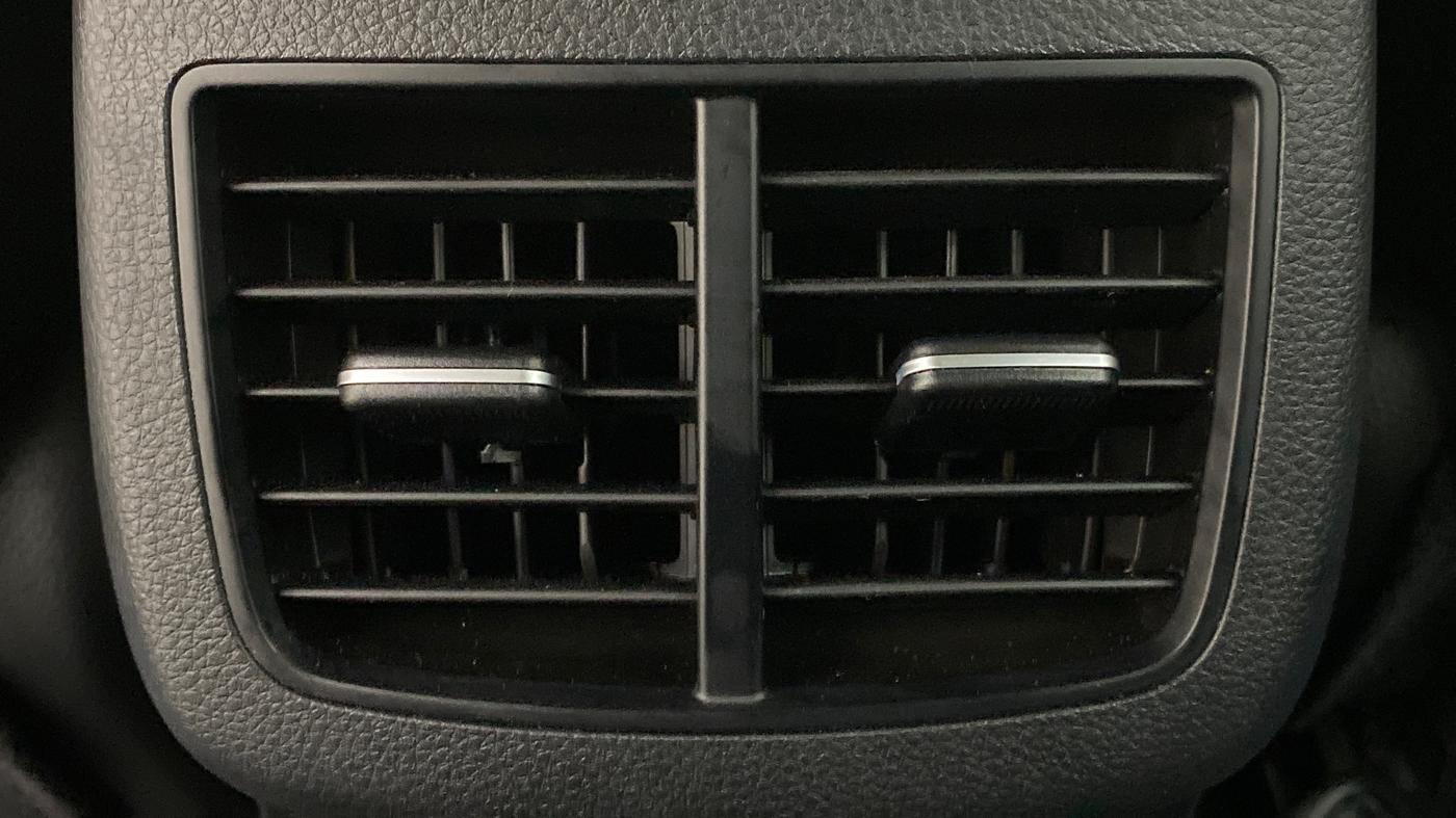 2022 KIA SELTOS GTX PLUS 1.4G DCT DUAL TONE, Petrol, Automatic, 1,200 km, Rear AC Vents