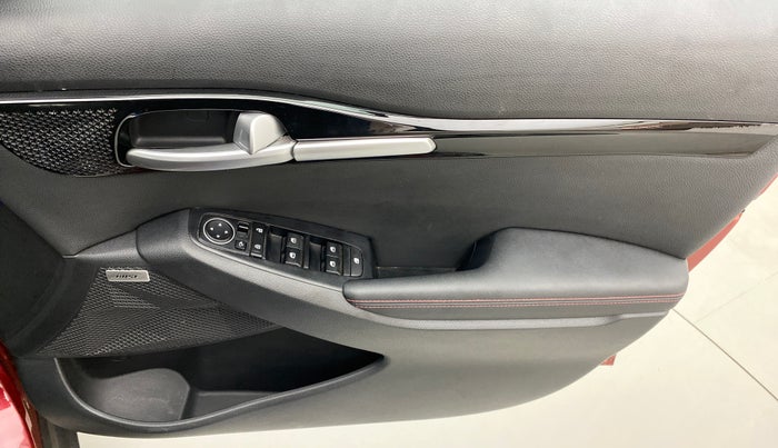2022 KIA SELTOS GTX PLUS 1.4G DCT DUAL TONE, Petrol, Automatic, 1,200 km, Driver Side Door Panels Control
