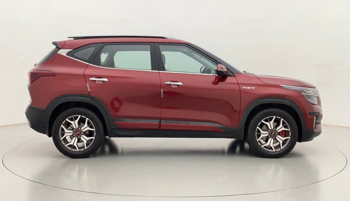 2022 KIA SELTOS GTX PLUS 1.4G DCT DUAL TONE, Petrol, Automatic, 1,200 km, Right Side View