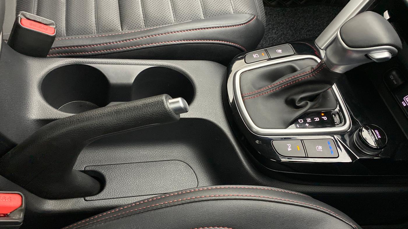 2022 KIA SELTOS GTX PLUS 1.4G DCT DUAL TONE, Petrol, Automatic, 1,200 km, Gear Lever