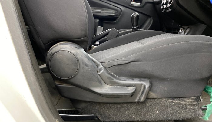 2022 Maruti Celerio VXI CNG, CNG, Manual, 56,284 km, Driver Side Adjustment Panel