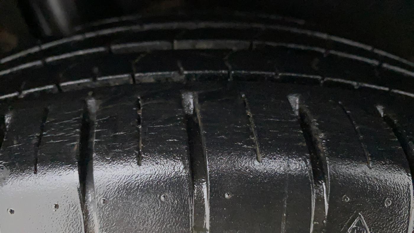 2019 Maruti Baleno ZETA PETROL 1.2, Petrol, Manual, 15,583 km, Right Rear Tyre Tread