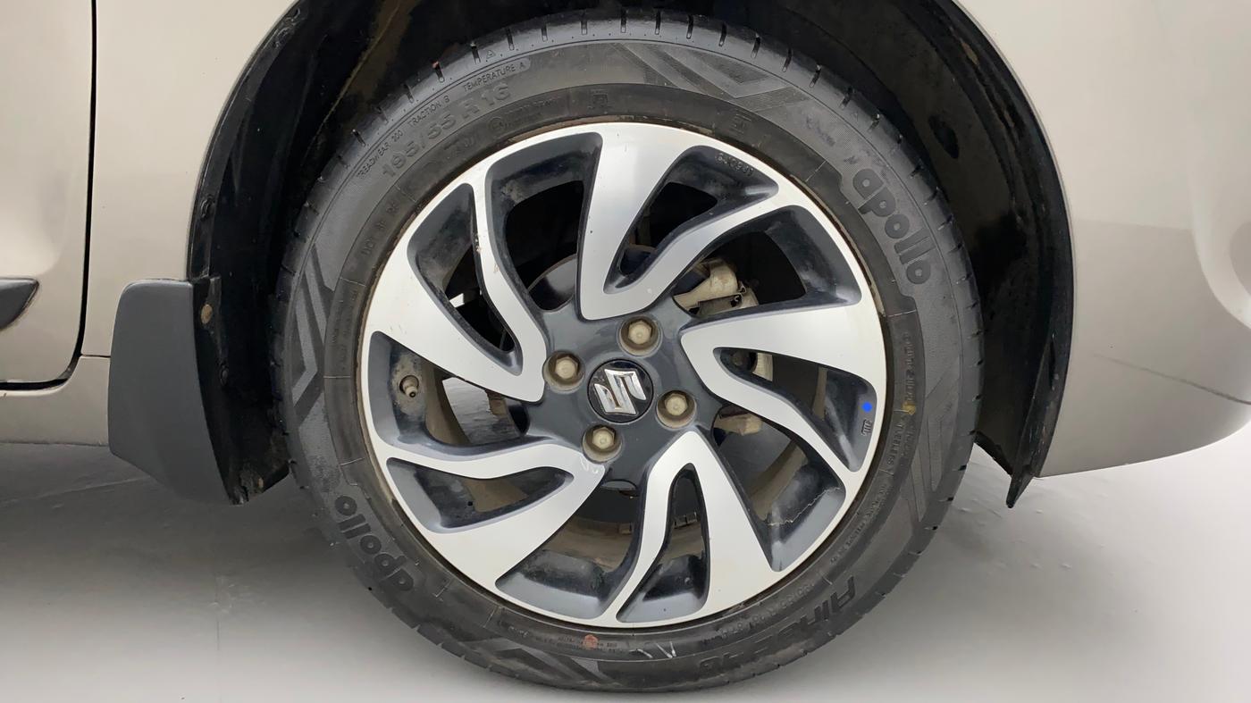 2019 Maruti Baleno ZETA PETROL 1.2, Petrol, Manual, 15,583 km, Right Front Wheel