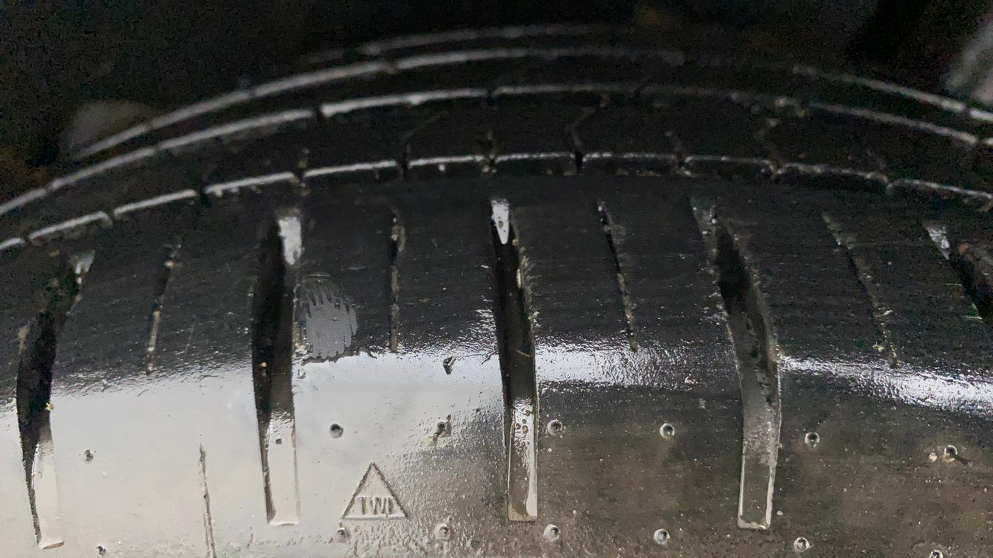 2019 Maruti Baleno ZETA PETROL 1.2, Petrol, Manual, 15,583 km, Left Rear Tyre Tread