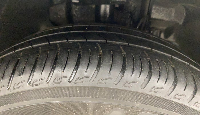 2019 Tata Tiago XZA PETROL, Petrol, Automatic, 39,900 km, Right Front Tyre Tread