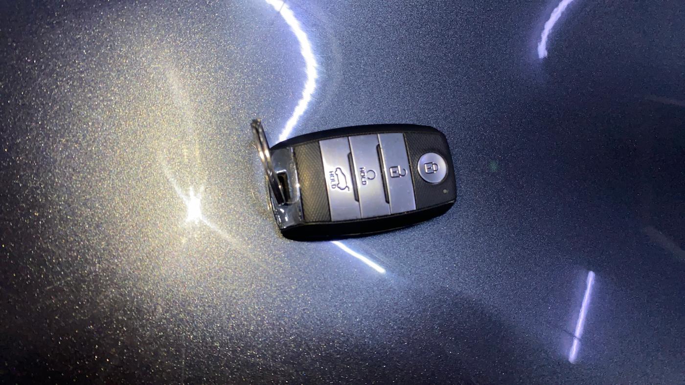 2021 KIA SONET HTX PLUS 1.5, Diesel, Manual, 97,057 km, Key Close Up