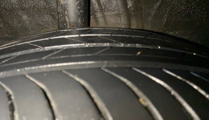 2021 KIA SONET HTX PLUS 1.5, Diesel, Manual, 97,057 km, Right Rear Tyre Tread