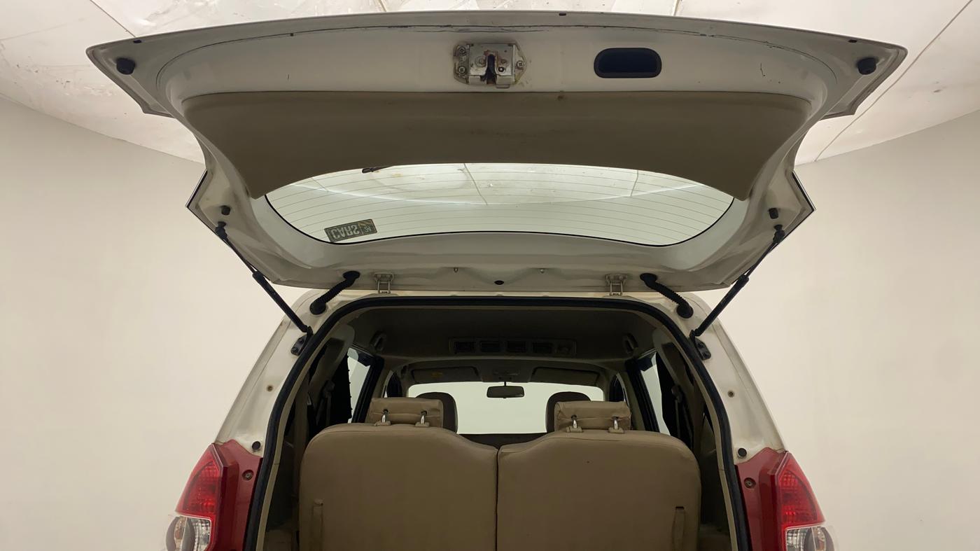 2017 Maruti Ertiga ZDI + SHVS, Diesel, Manual, 94,570 km, Boot Door Open