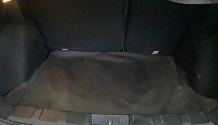 2021 Tata NEXON XZ PLUS DIESEL SUNROOF, Diesel, Manual, 1,02,270 km, Boot Inside