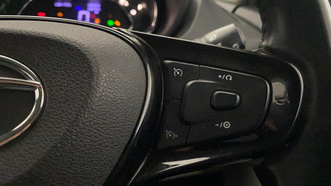 2021 Tata NEXON XZ PLUS DIESEL SUNROOF, Diesel, Manual, 1,02,332 km, Adaptive Cruise Control