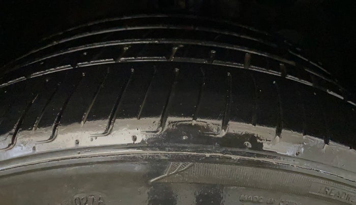 2021 Toyota Glanza G, Petrol, Manual, 35,587 km, Right Front Tyre Tread