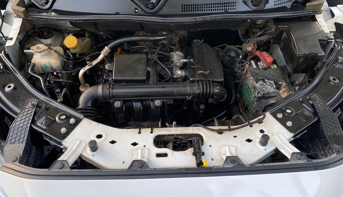 2023 Nissan MAGNITE XE, Petrol, Manual, 26,910 km, Engine View