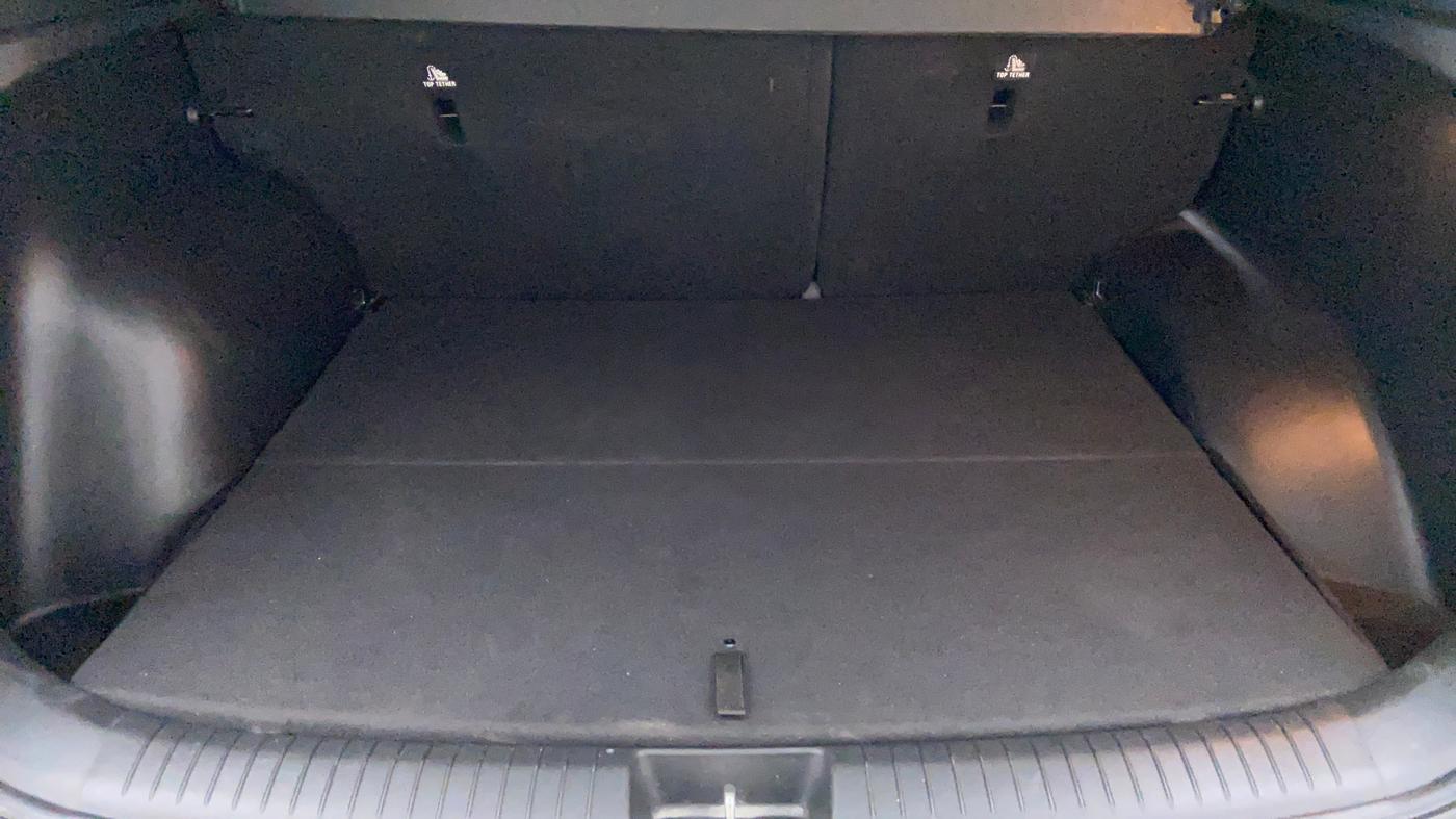 2017 Hyundai Creta 1.6 CRDI SX PLUS AUTO, Diesel, Automatic, 39,574 km, Boot Inside