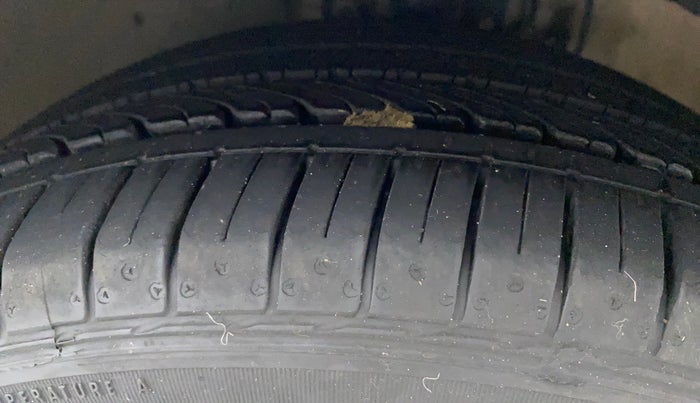 2021 Skoda Rapid STYLE AT TSI, Petrol, Automatic, 8,608 km, Left Front Tyre Tread