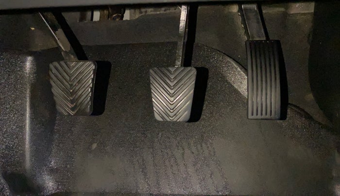 2017 Hyundai Elite i20 ASTA 1.2 DUAL TONE, Petrol, Manual, 79,123 km, Pedals