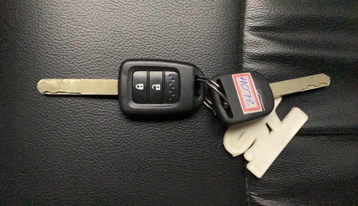 2017 Honda WR-V 1.2L I-VTEC S MT, Petrol, Manual, 55,521 km, Key Close Up