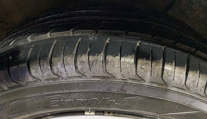 2015 Hyundai Elite i20 SPORTZ 1.2, Petrol, Manual, 20,004 km, Right Front Tyre Tread