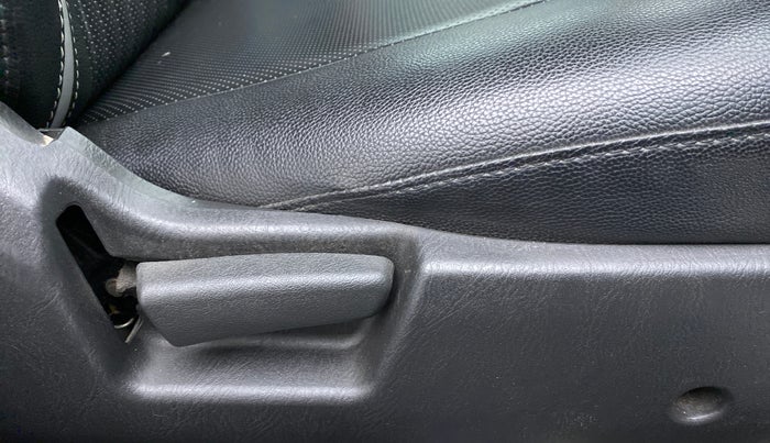 2020 Maruti Alto VXI PLUS, Petrol, Manual, 35,151 km, Driver Side Adjustment Panel