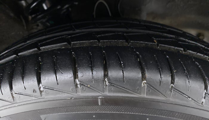 2020 Maruti Alto VXI PLUS, Petrol, Manual, 35,151 km, Right Front Tyre Tread