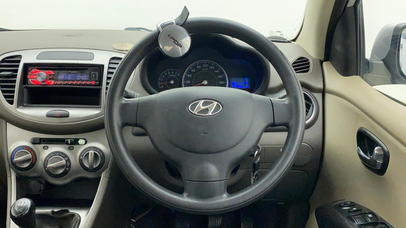 2012 Hyundai i10 MAGNA 1.2, Petrol, Manual, 54,346 km, Steering Wheel Close Up