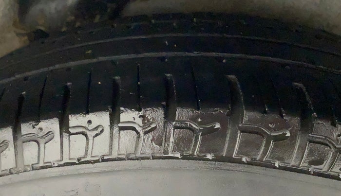 2012 Hyundai i10 MAGNA 1.2, Petrol, Manual, 54,346 km, Left Rear Tyre Tread