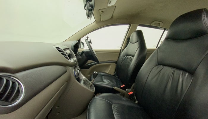 2012 Hyundai i10 MAGNA 1.2, Petrol, Manual, 54,346 km, Right Side Front Door Cabin