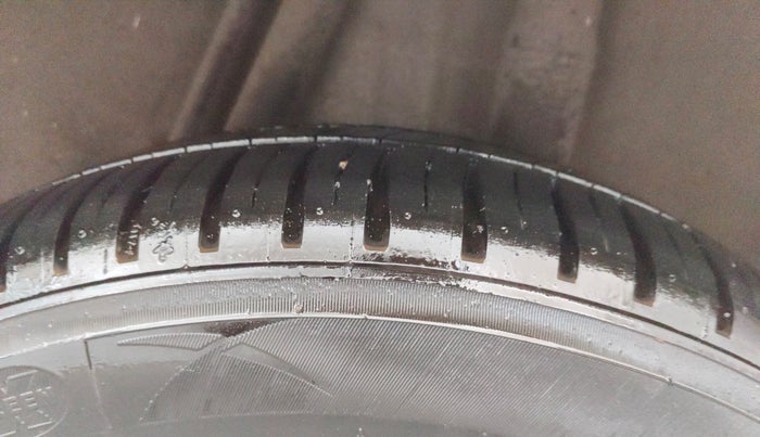 2021 Honda Jazz 1.2L I-VTEC ZX CVT, Petrol, Automatic, 11,450 km, Left Rear Tyre Tread