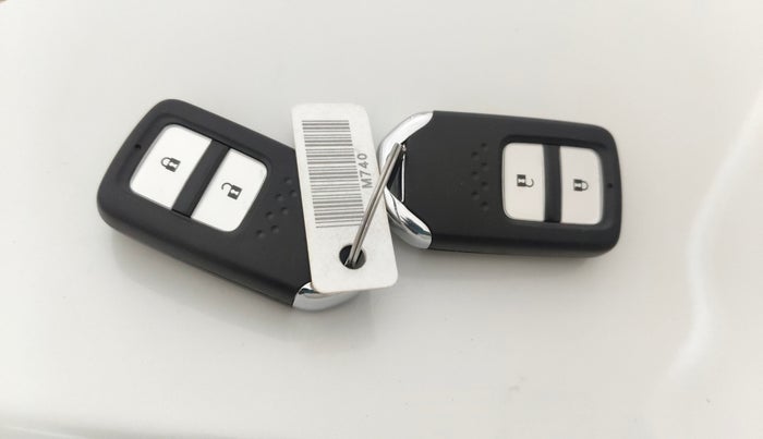 2021 Honda Jazz 1.2L I-VTEC ZX CVT, Petrol, Automatic, 11,450 km, Key Close Up