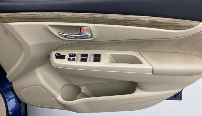2019 Maruti Ciaz DELTA 1.5 SHVS MT PETROL, Petrol, Manual, 31,630 km, Driver Side Door Panels Control