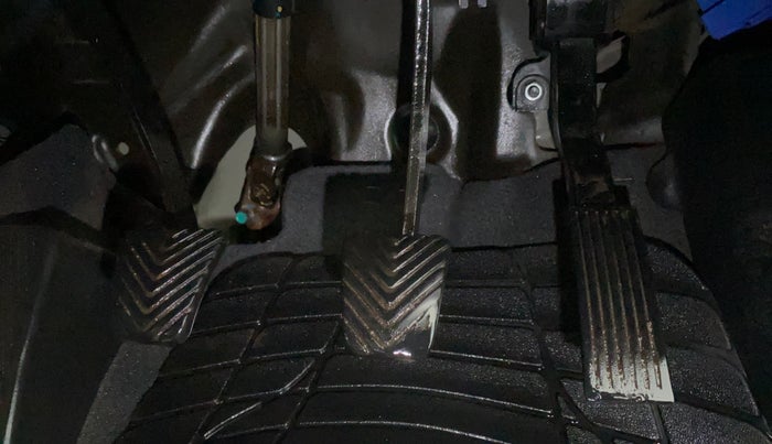 2013 Hyundai i20 MAGNA (O) 1.2, Petrol, Manual, 1,07,680 km, Pedals