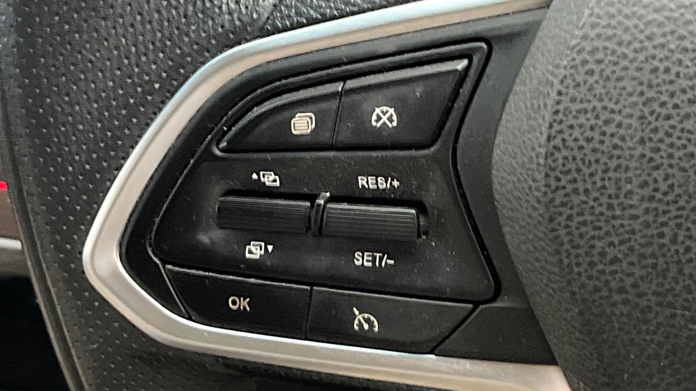 2024 MG HECTOR SHARP PRO 1.5 TURBO MT PETROL, Petrol, Manual, 12,845 km, Adaptive Cruise Control