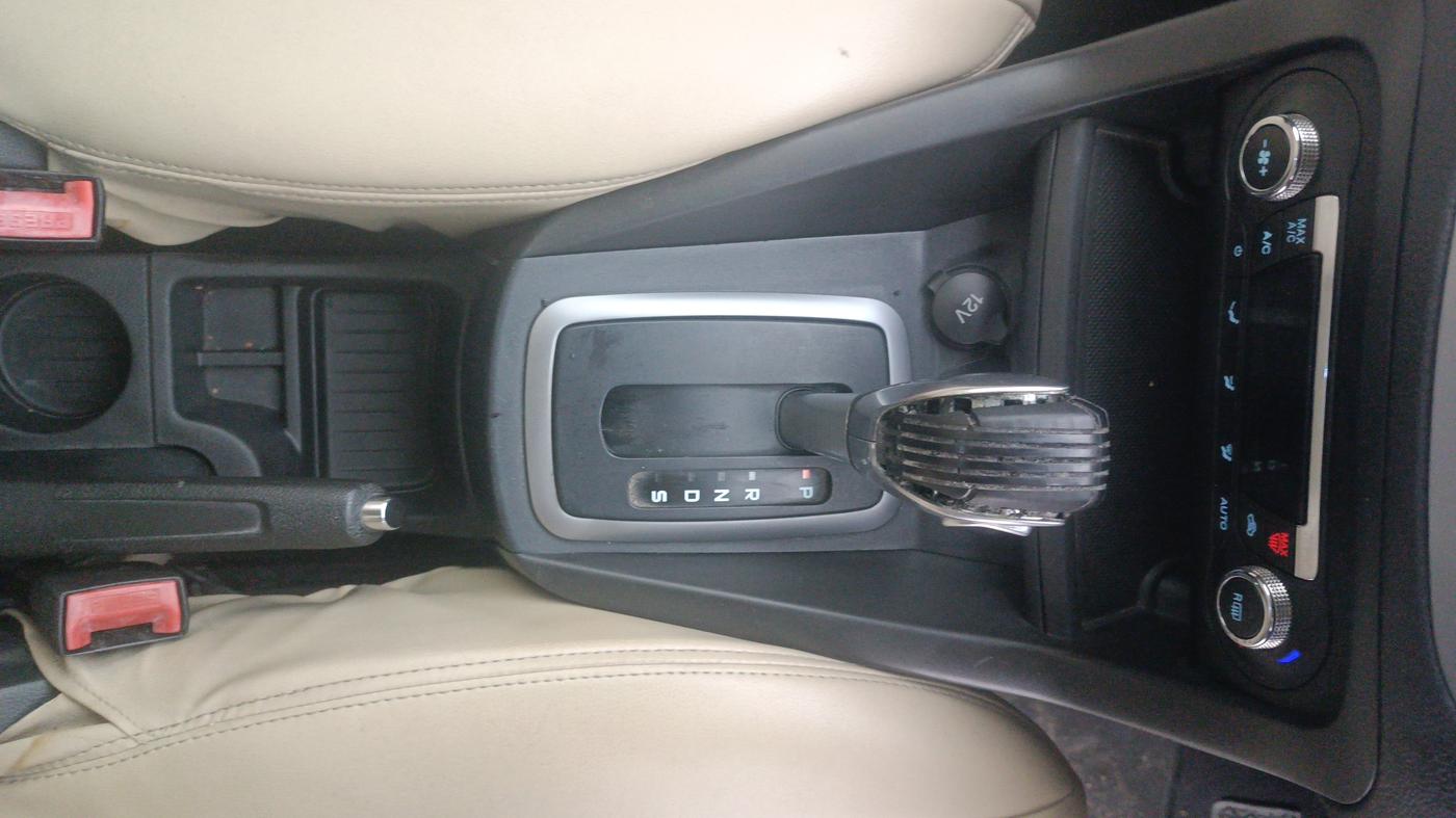 2016 Ford New Figo TITANIUM 1.5 PETROL AT, Petrol, Automatic, 63,598 km, Gear Lever