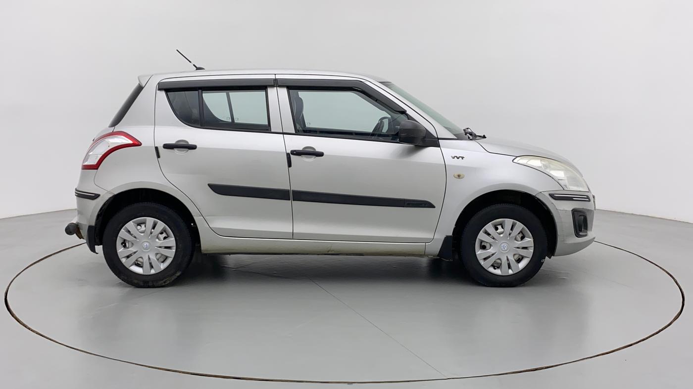 2017 Maruti Swift LXI (O), Petrol, Manual, 34,670 km, Right Side View