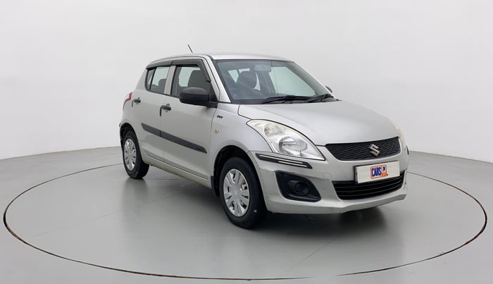 2017 Maruti Swift LXI (O), Petrol, Manual, 34,670 km, Right Front Diagonal