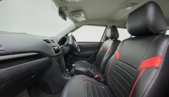 2017 Maruti Swift LXI (O), Petrol, Manual, 34,670 km, Right Side Front Door Cabin