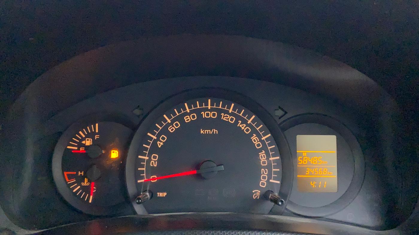 2017 Maruti Swift LXI (O), Petrol, Manual, 34,670 km, Odometer Image