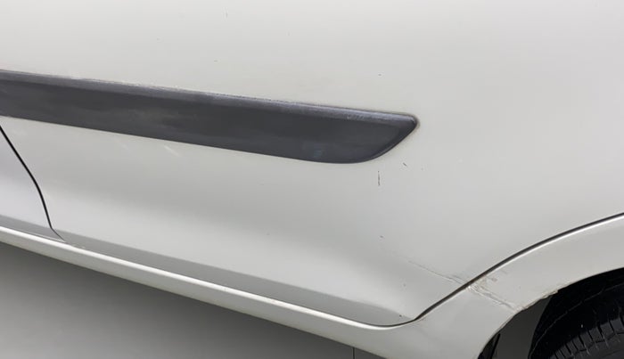 2017 Maruti Swift LXI (O), Petrol, Manual, 34,670 km, Rear left door - Minor scratches