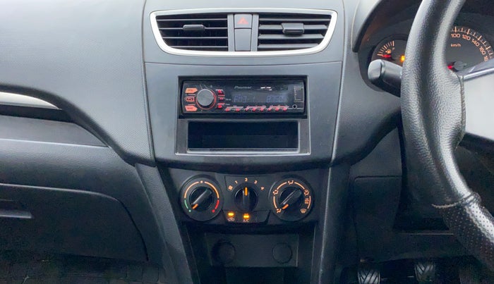 2017 Maruti Swift LXI (O), Petrol, Manual, 34,670 km, Air Conditioner