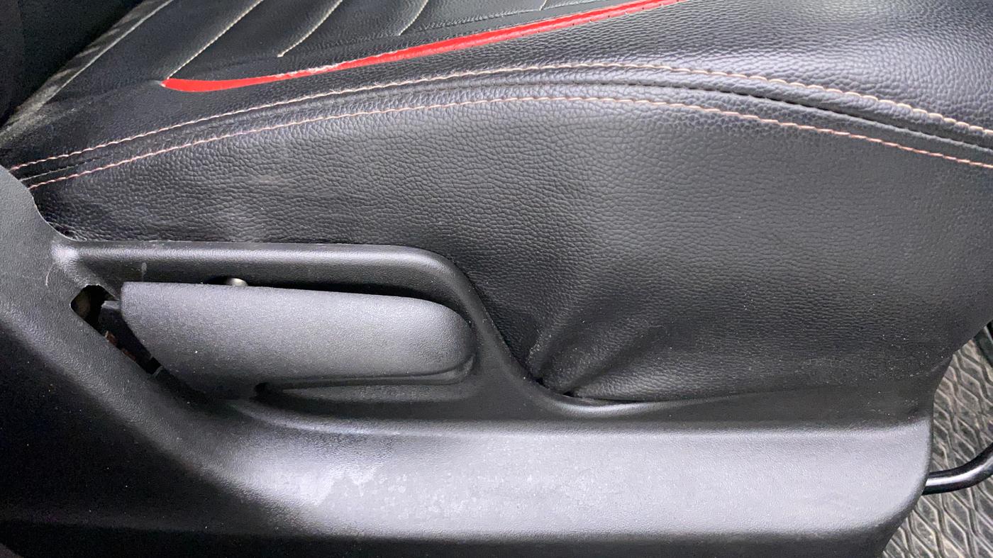 2017 Maruti Swift LXI (O), Petrol, Manual, 34,670 km, Driver Side Adjustment Panel