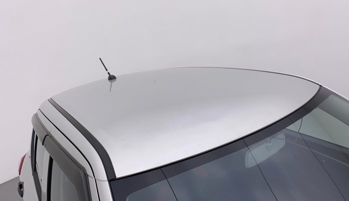 2017 Maruti Swift LXI (O), Petrol, Manual, 34,670 km, Roof