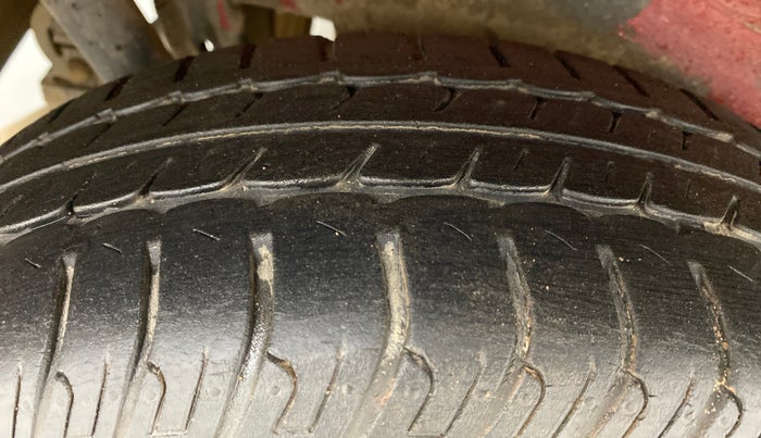2014 Maruti Wagon R 1.0 VXI, Petrol, Manual, 18,870 km, Right Rear Tyre Tread