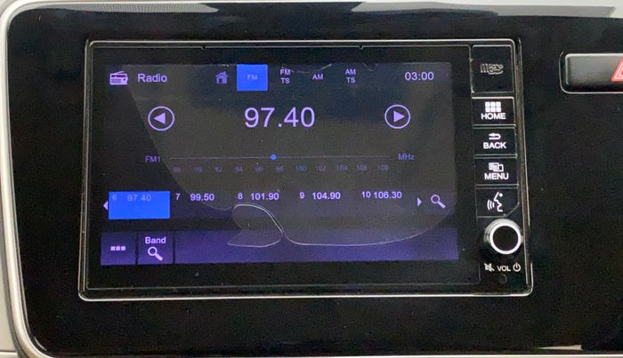 2017 Honda City 1.5L I-VTEC ZX CVT, Petrol, Automatic, 32,818 km, Infotainment system - Music system has minor cracks