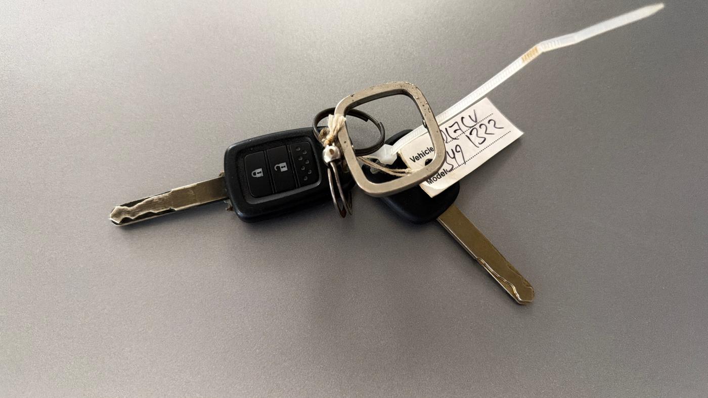 2023 Honda Amaze 1.2L I-VTEC S CVT, CNG, Automatic, 12,829 km, Key Close Up