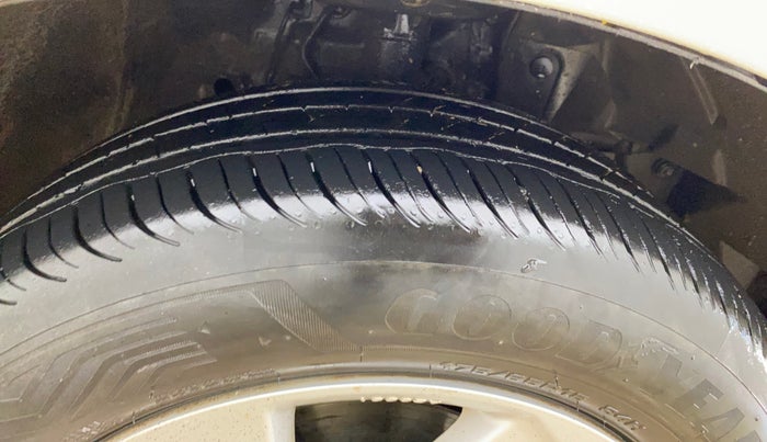 2018 Honda Jazz 1.2L I-VTEC V, Petrol, Manual, 73,288 km, Right Front Tyre Tread