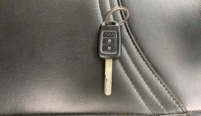 2018 Honda Jazz 1.2L I-VTEC V, Petrol, Manual, 73,288 km, Key Close Up