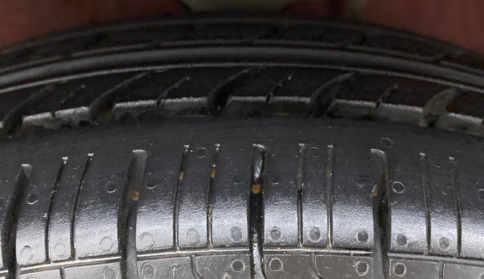 2011 Maruti Alto K10 VXI, Petrol, Manual, 33,454 km, Left Front Tyre Tread